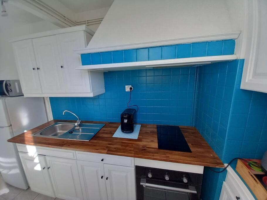 Appart 2/4 Pers Proche Centre Avec Balcon, Parking 나르본 외부 사진